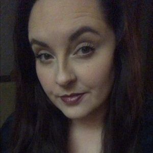 Meet your Posher, Kendra